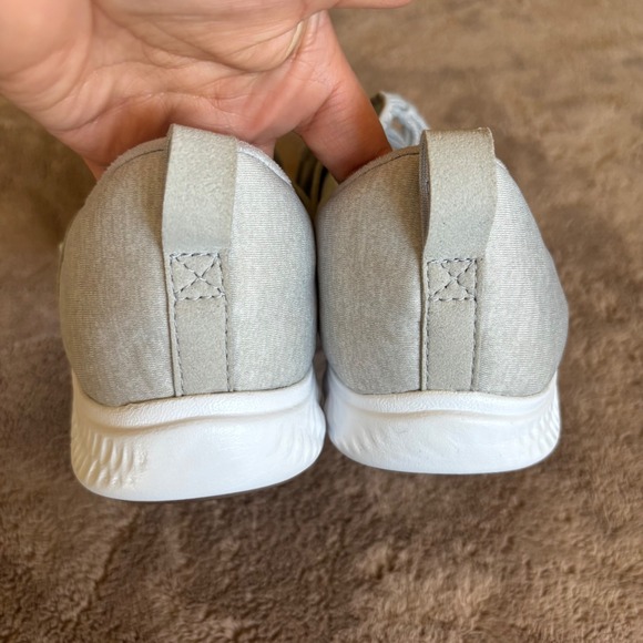 New Balance Sport Fresh Foam Grey Sneakers WSPTGP1 Womens 11 Running Shoes - Picture 4 of 9